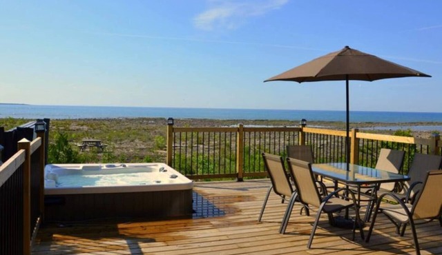 Custom Built Craftsman Cottage on Lake Huron