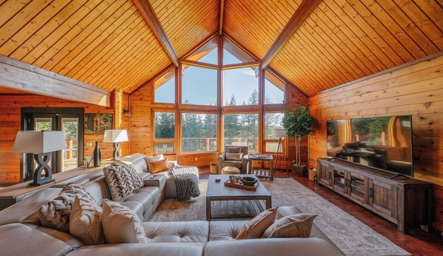 Custom built, hilltop country retreat on 5 acres. Private, secluded & secure.