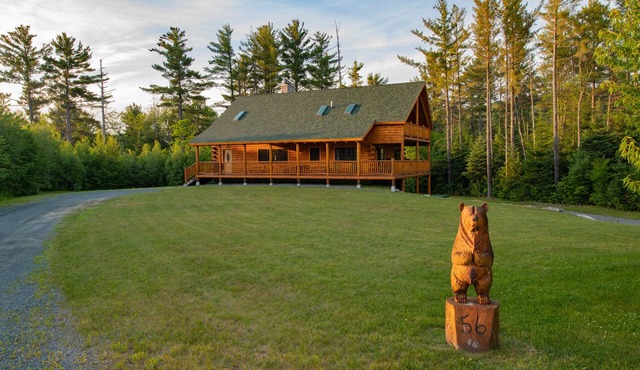 Custom Built Log Cabin Twin Mountain Bretton Woods Cannon Franconia 3 King beds