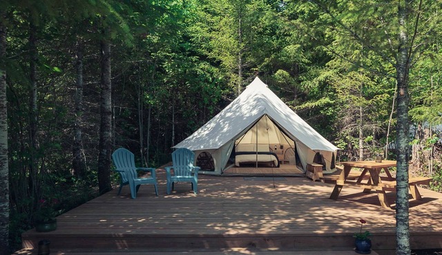 Cute Bell Tent in Carson for Columbia Gorge Glamping in Washington