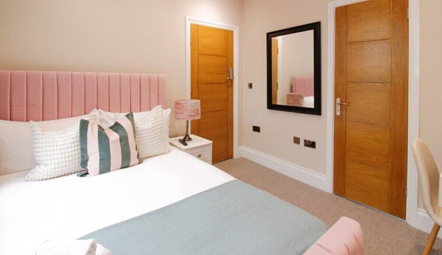 Cute En-Suite 1 Min to Barbican/Farringdon Station