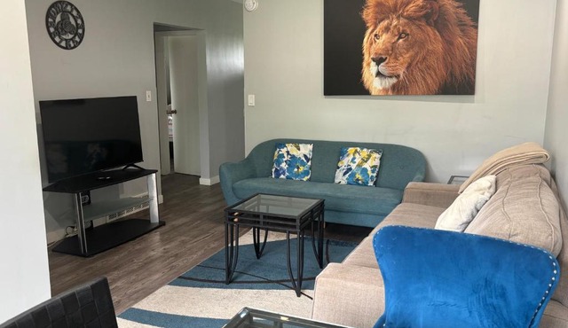 Cute Highland Park(Upper-A-Unit)