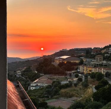 Cute mansarda apartment with stunning view