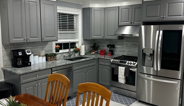 Cute North End Retreat
