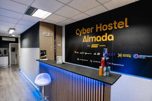 CyberHostel Almada