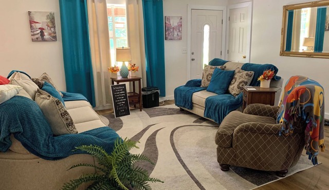 “CYPRESS HAVEN” Entire Blountstown Home