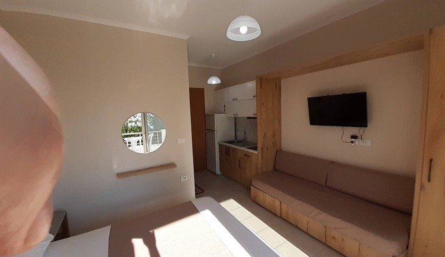 Cypress SeaView Studio