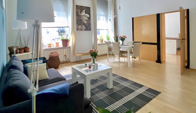 Düsseldorf City Center 2-Bedroom Apartment