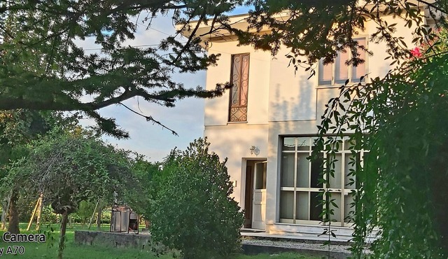 "Da Celeste" Very bright apartment in a single house surrounded by greenery