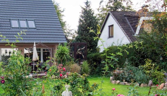 Dachgeschosswohnung Scharbeutz mit Garten