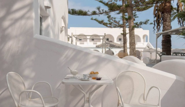 Daedalus Hotel