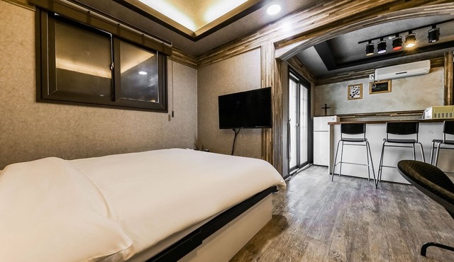 Daejeon Yucheon Itty