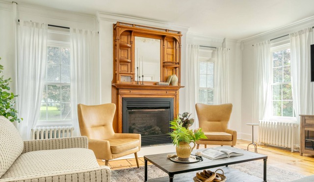 Daffodil by AvantStay | Countryside Retreat in Historic Home w/ Large Backyard