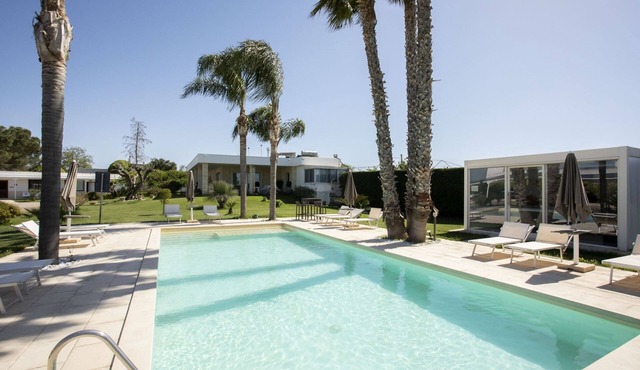 Dalesco Studio Apartment 3 | villa with pool