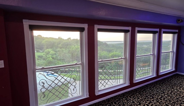 Dallas Studio spectacular views-EPIC, Six Flag, Globe Life MAJOR INTERNATIONAL SPORTING EVENT AT&T Stadium DFW