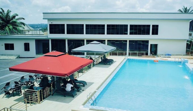 Dalobi Hotel