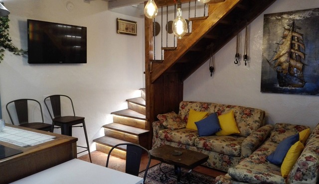 Dama Apartment - The Captain's House