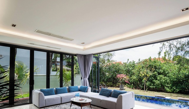 Danang private pool villa by Esea43