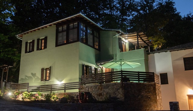 Dandy Villas Tsagkarada|Green Apple|Jacuzzi|SeaView