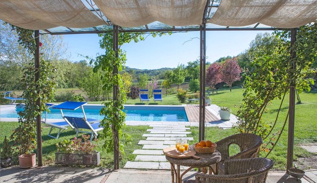 Daniela's house Salsomaggiore swimmingpool villa with private chef on request