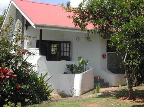 Daniella's Bungalows