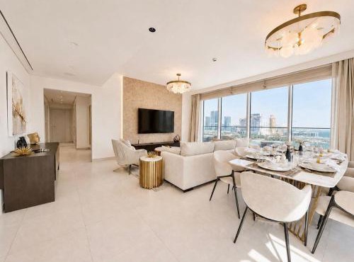 Daniels 3BR Plus M at Emaar Beachfront with Marina view