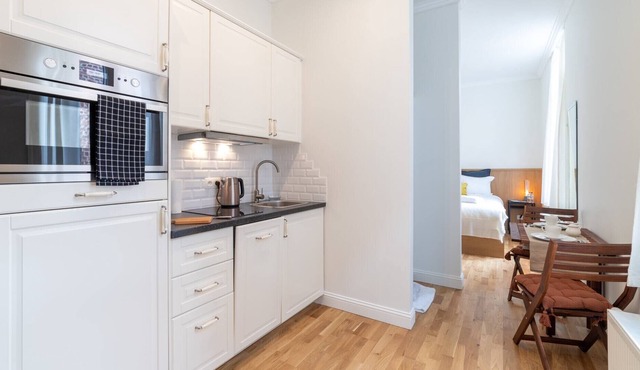 Dansaert IV - Studio Apartment, Sleeps 2