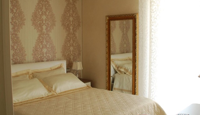 Daphnae House Charming Luxury Rooms