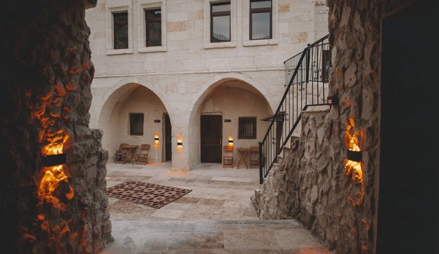 Daphne Cave Hotel