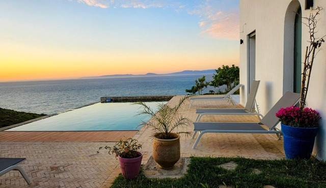 Dar naim: Authentic new villa with view and calm. fabulous!