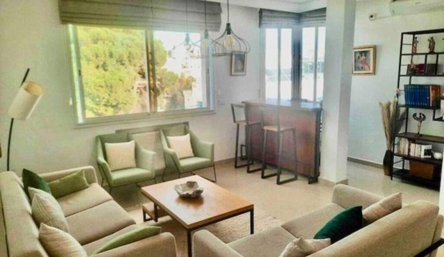 Dar Samia Luxury apartment in Menzeh5