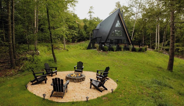 Darby A-Frame + Cabin: Stylish + Modern w/Sauna