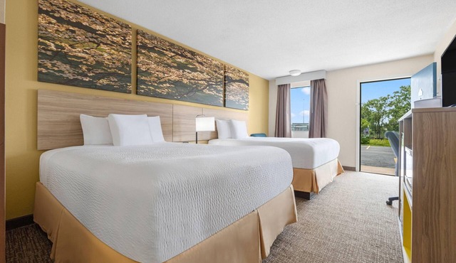 Days Inn by Wyndham Fort Wayne