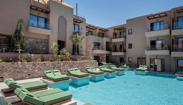 Dazzling Chersonisos Suite | Valtos Suite | Deluxe Bedroom | Adults Only