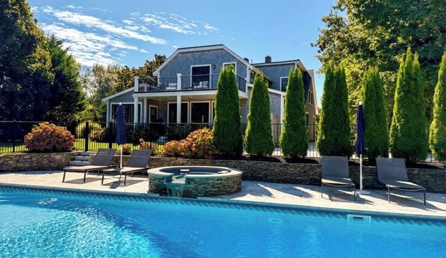Dazzling High End Home with Heated Pool, Spa and Guest House RPAM013