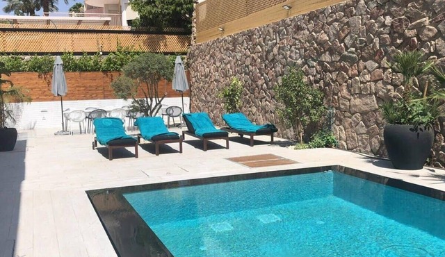 Dazzling Villa Built in Contemporary Style