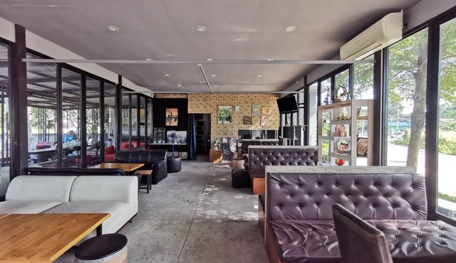 De Coco House
