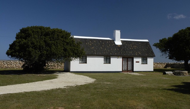 De Hoop Equipped Cottages