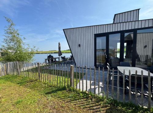 De IJssel Eilanden Chalet Laguna Kampen mit Zaun Nr 754