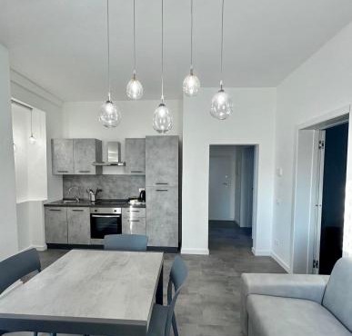 De Mio's Apartment