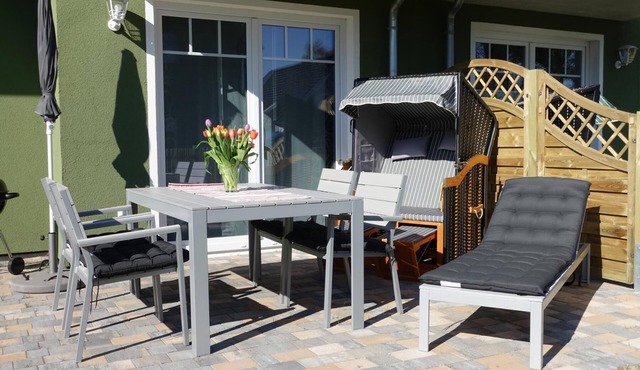 De Windroos - terrace, beach chair, sun loungers, close to the Bodden, Baltic Sea 6km away