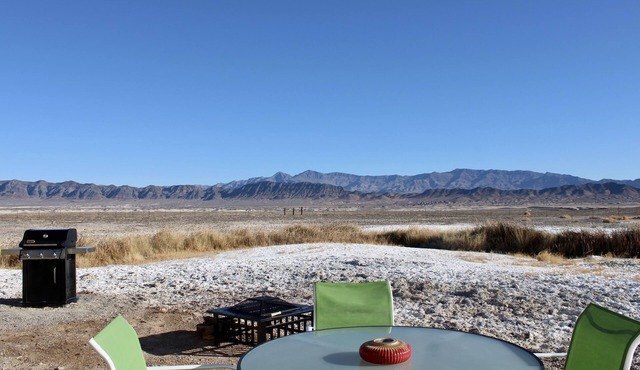 Death Valley Hot Springs Charm 2BR