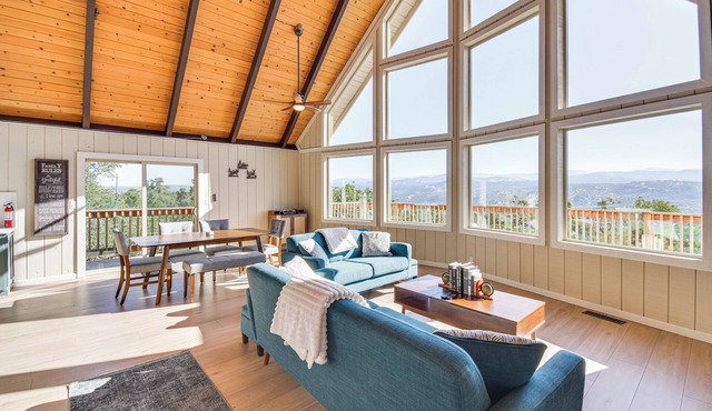 Deck + Views: Scenic Yosemite Lakes Retreat