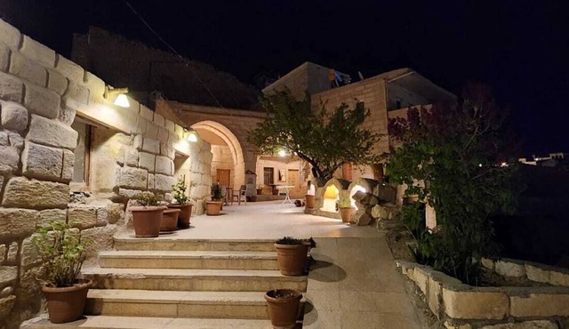DEDE CAVE KONAK
