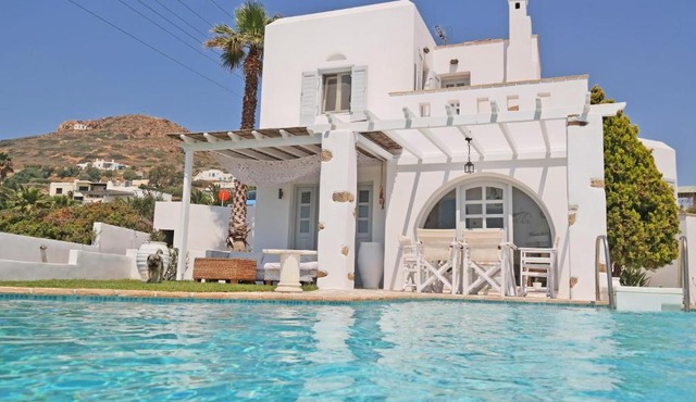 Deep Blue Villa