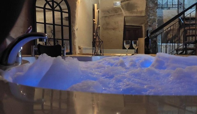 Deep Cave House