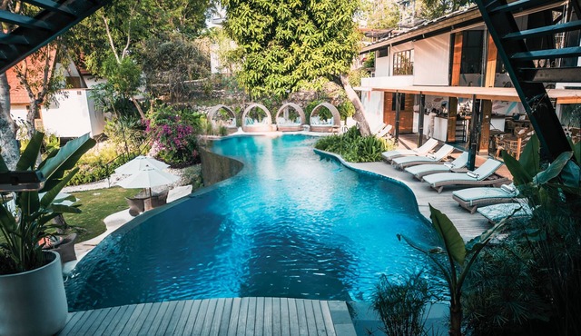Deep Roots Dive & Yoga Resort
