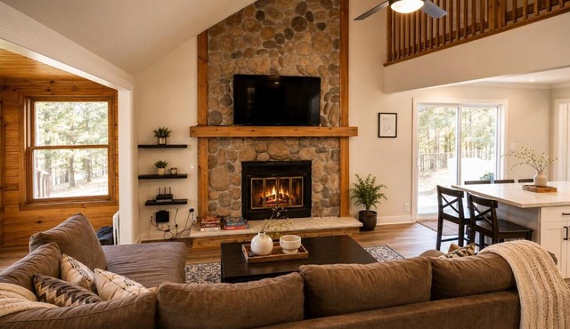 Deer Haven - Private 9-Acre Retreat - Near WI Dells