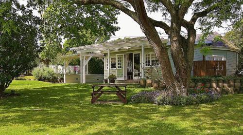Deja Vu Cottage