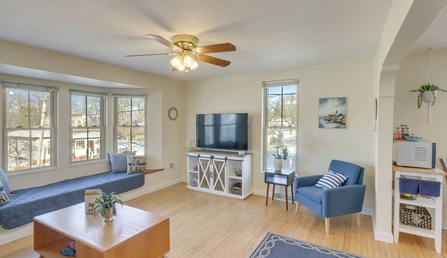 Delafield Vacation Rental Near Lakes & Parks!